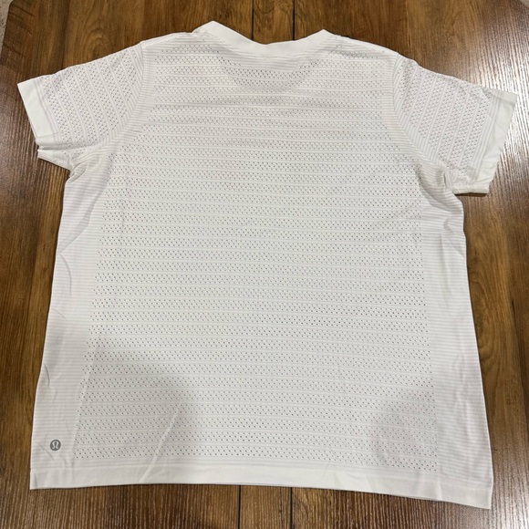 Lululemon Breeze By Short Sleeve *Squad - Picture 5 of 7